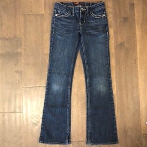 Girl’s Levi’s bootcut jeans